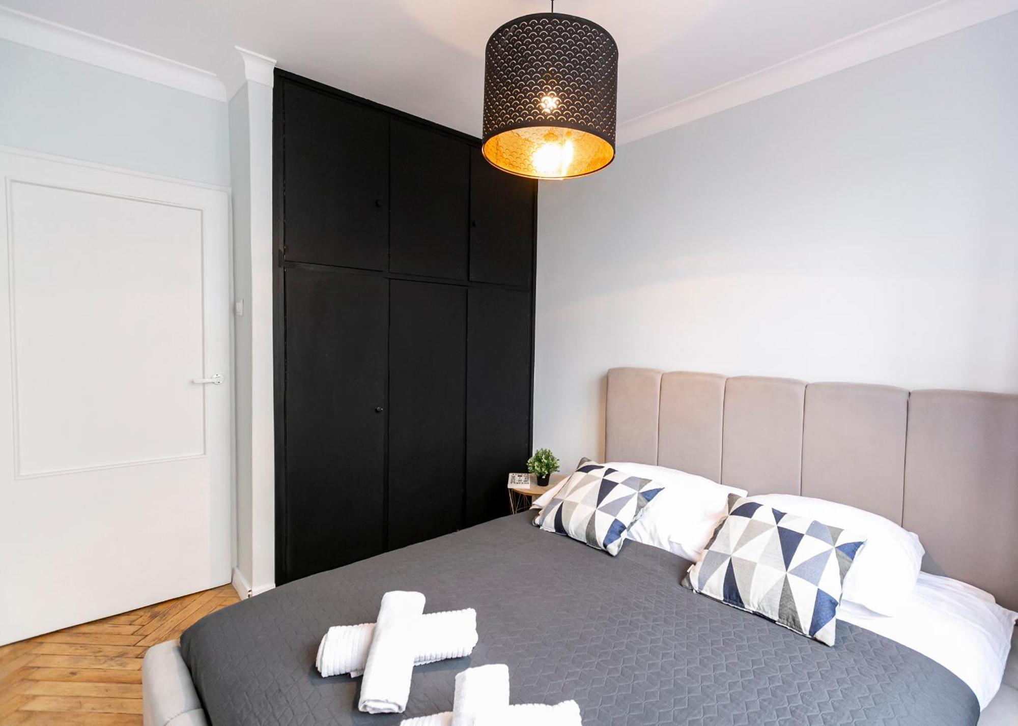 Nowogrodzka 78 - Apartament Dla 4 Osob - 200M Od Szpitala Klinicznego Na Lindleya - 1Km Do Dworca Centralnego - Wifi - Smart Tv 45 Cali Varšava Exteriér fotografie