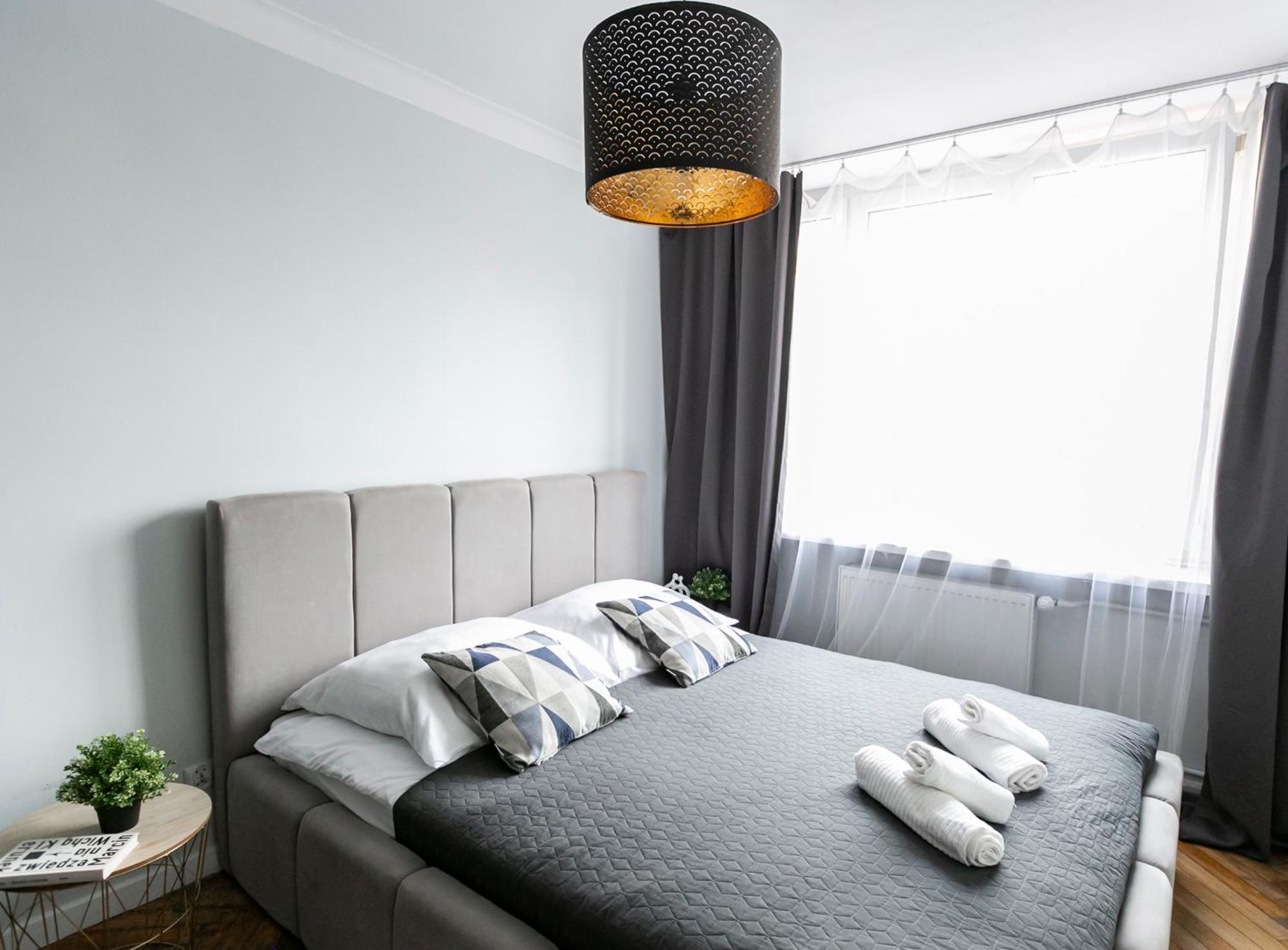 Nowogrodzka 78 - Apartament Dla 4 Osob - 200M Od Szpitala Klinicznego Na Lindleya - 1Km Do Dworca Centralnego - Wifi - Smart Tv 45 Cali Varšava Exteriér fotografie